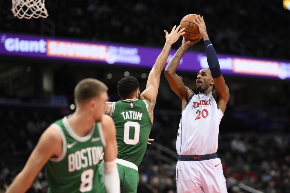 但囿于中场 但囿于中场